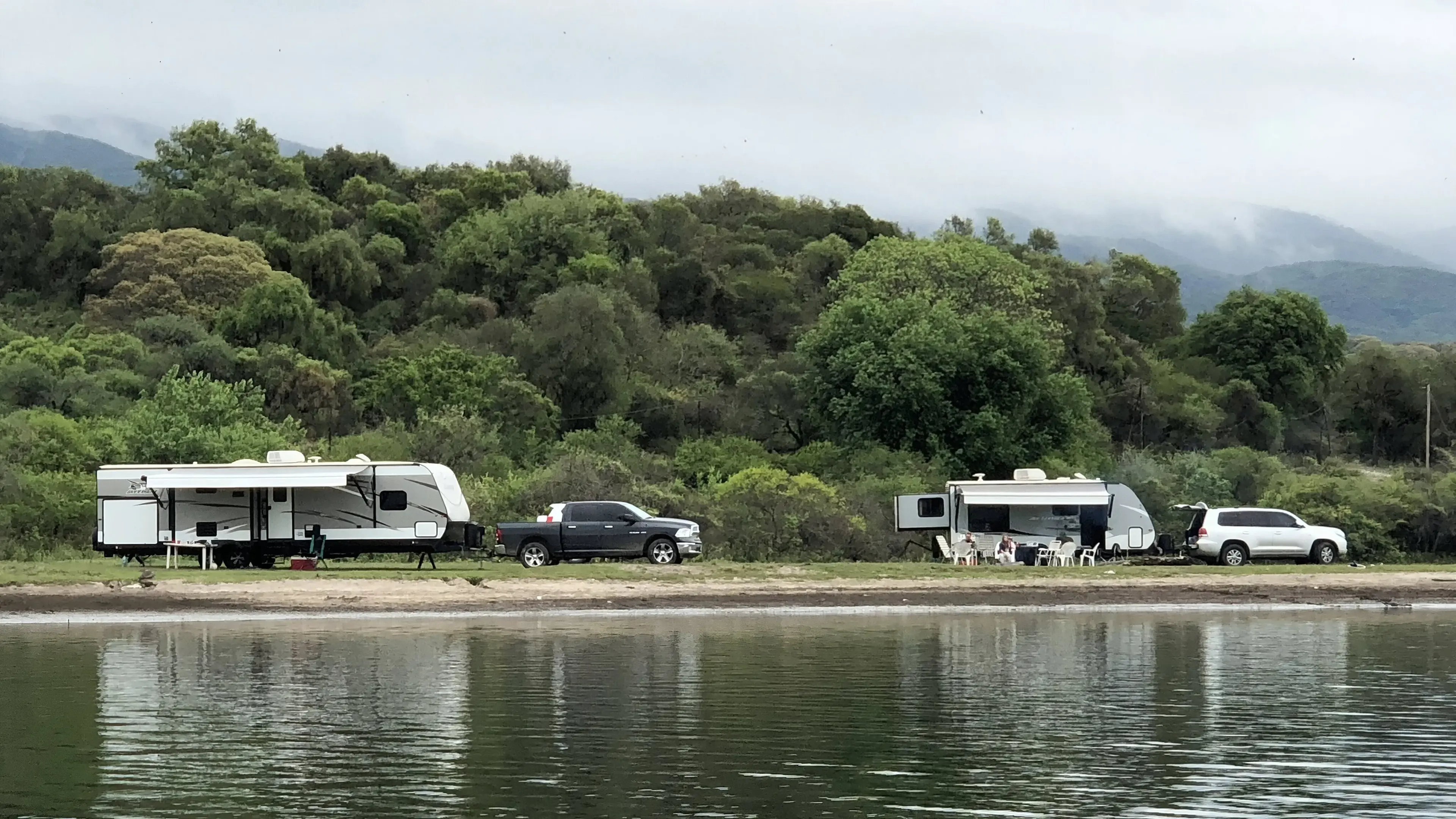 Portada 2 OUTLANDER RV